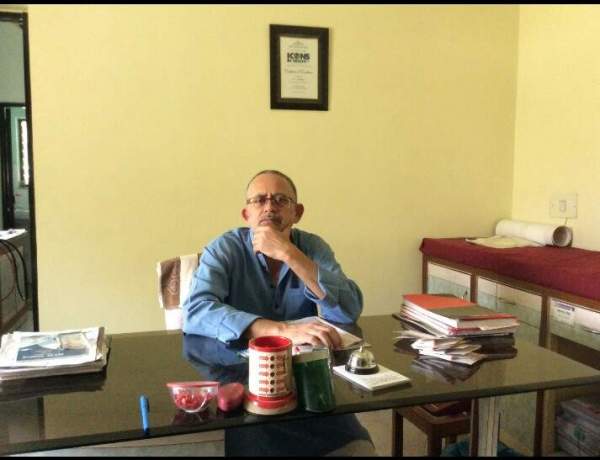 Dr. Chandra shekhar cancer specialist in Bilaspur Chhattisgrah